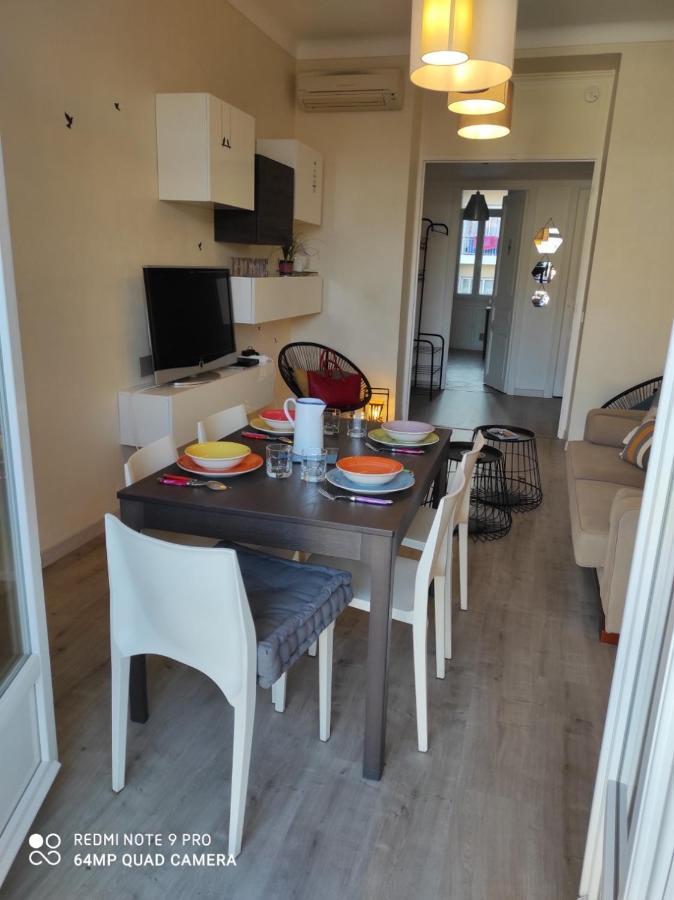 Pretty And Quiet Top Floor 2 Bedroom Flat In The Port Area Of Nice Exteriör bild