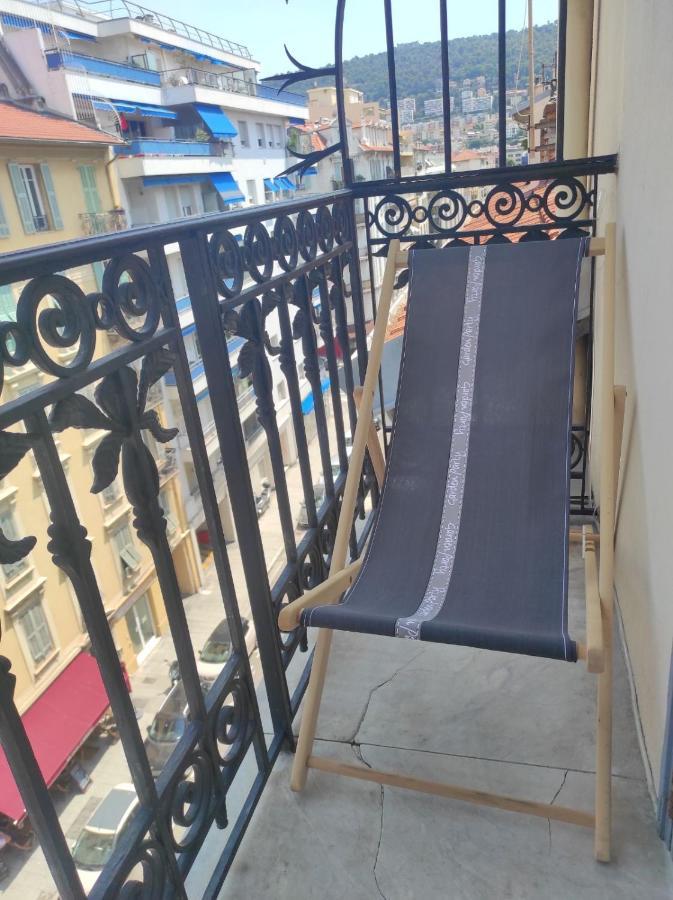 Pretty And Quiet Top Floor 2 Bedroom Flat In The Port Area Of Nice Exteriör bild